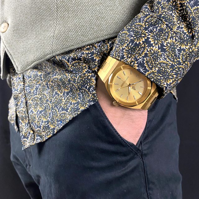 Elegance Classic Gold